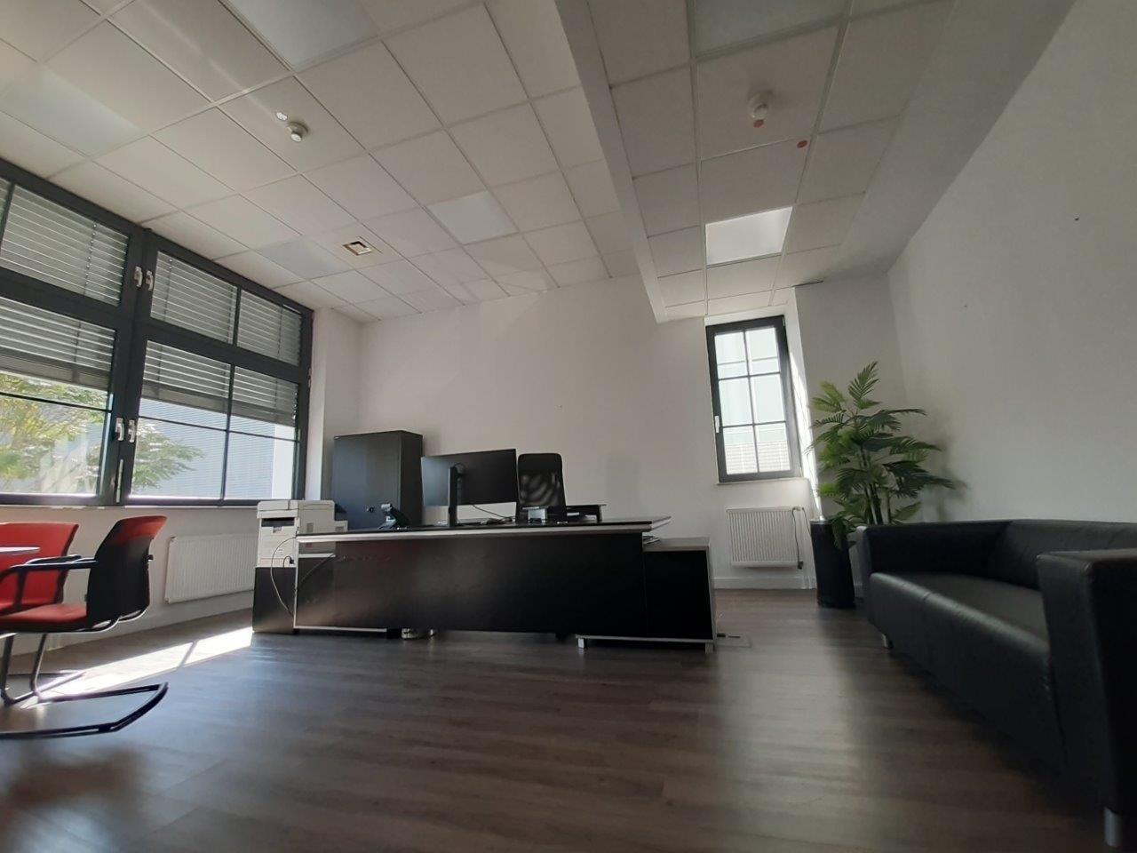 Loftartige Büroflächen in repräsentativem Stilaltbau Loftartige Büroflächen in repräsentativem Stilaltbau