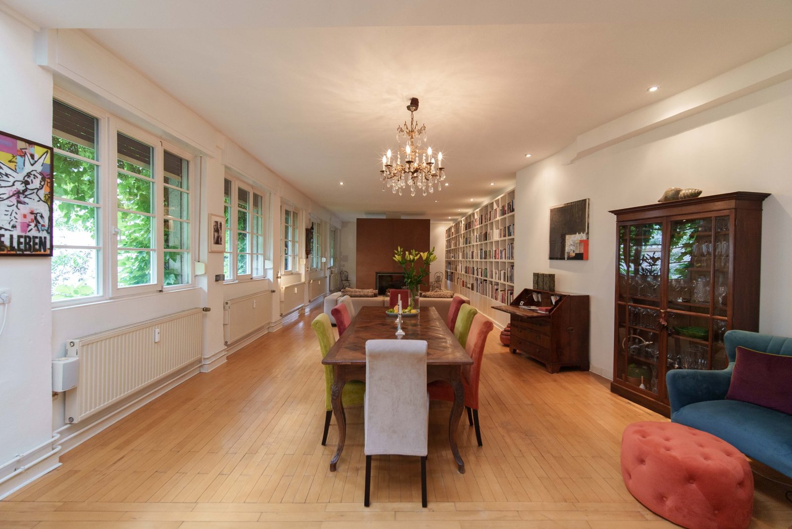 Repräsentative Büro- oder Praxisfläche mit Wintergarten, Dachterrasse und grünem Innenhof – in unmittelbarer Nähe zum Wilhelmsplatz. Repräsentative Büro- oder Praxisfläche mit Wintergarten, Dachterrasse und grünem Innenhof – in unmittelbarer Nähe zum Wilhelmsplatz.