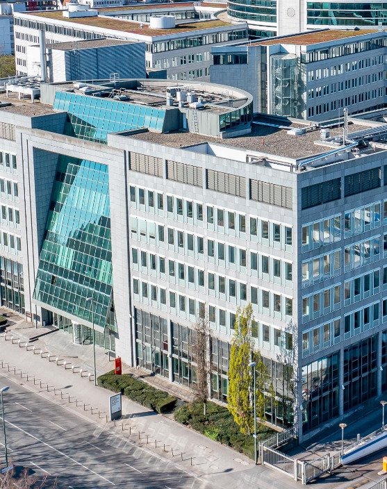 Bis zu 6.000 m² moderne Büroflächen | teilbar | 24/7 Empfang | Top-Anbindung Bis zu 6.000 m² moderne Büroflächen | teilbar | 24/7 Empfang | Top-Anbindung
