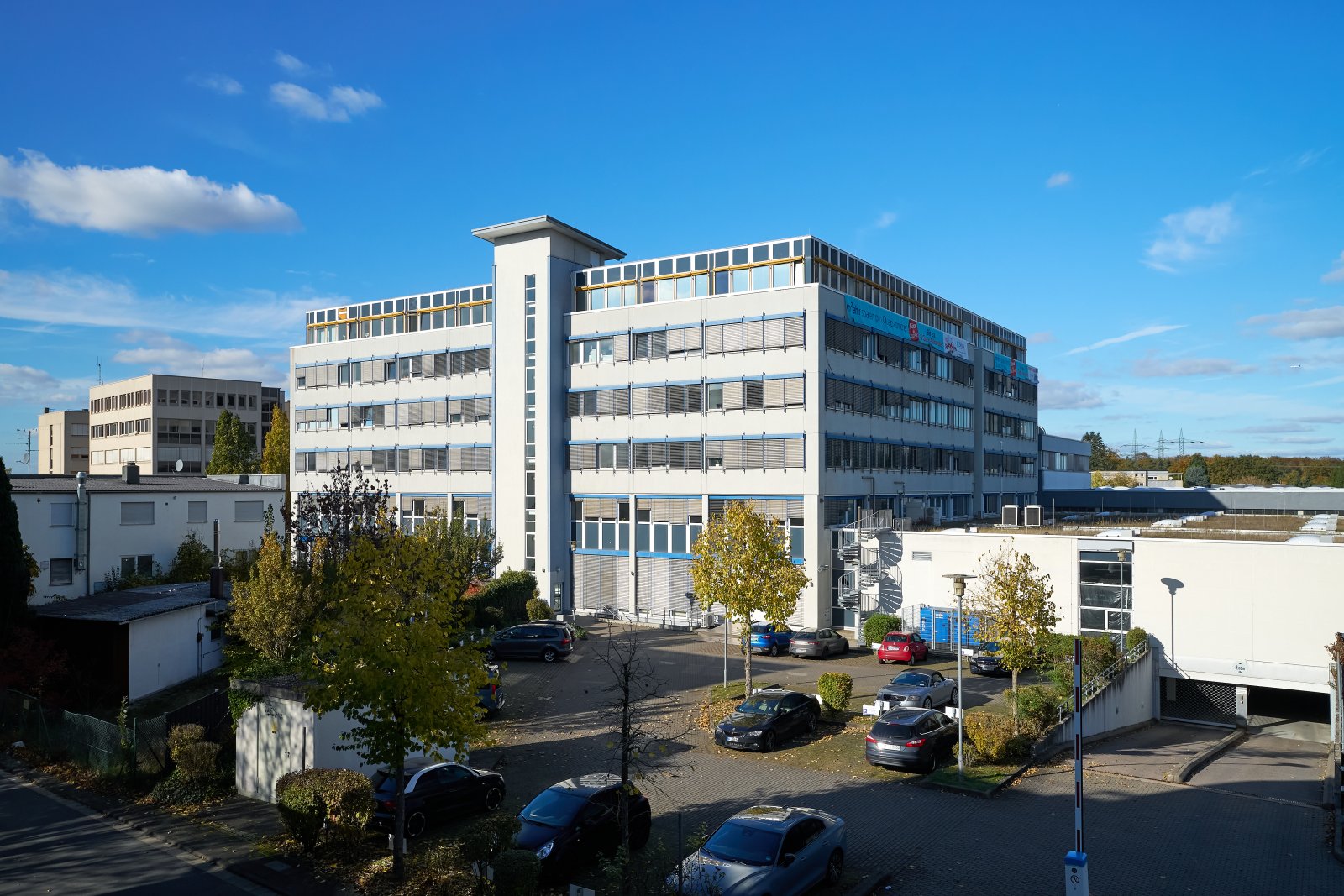 Repräsentative Büroflächen zu attraktiven Konditionen Repräsentative Büroflächen zu attraktiven Konditionen