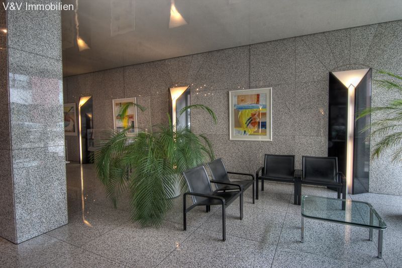 Bürohaus in verkehrsgünstiger Lage Bürohaus in verkehrsgünstiger Lage