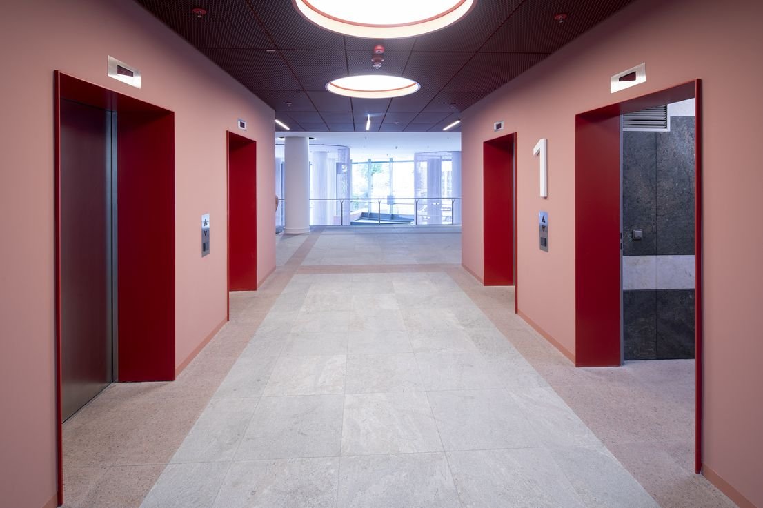 Moderne Büro- und Showroomflächen - Flexible Nutzungsmöglichkeiten und kurze Laufzeit Moderne Büro- und Showroomflächen - Flexible Nutzungsmöglichkeiten und kurze Laufzeit